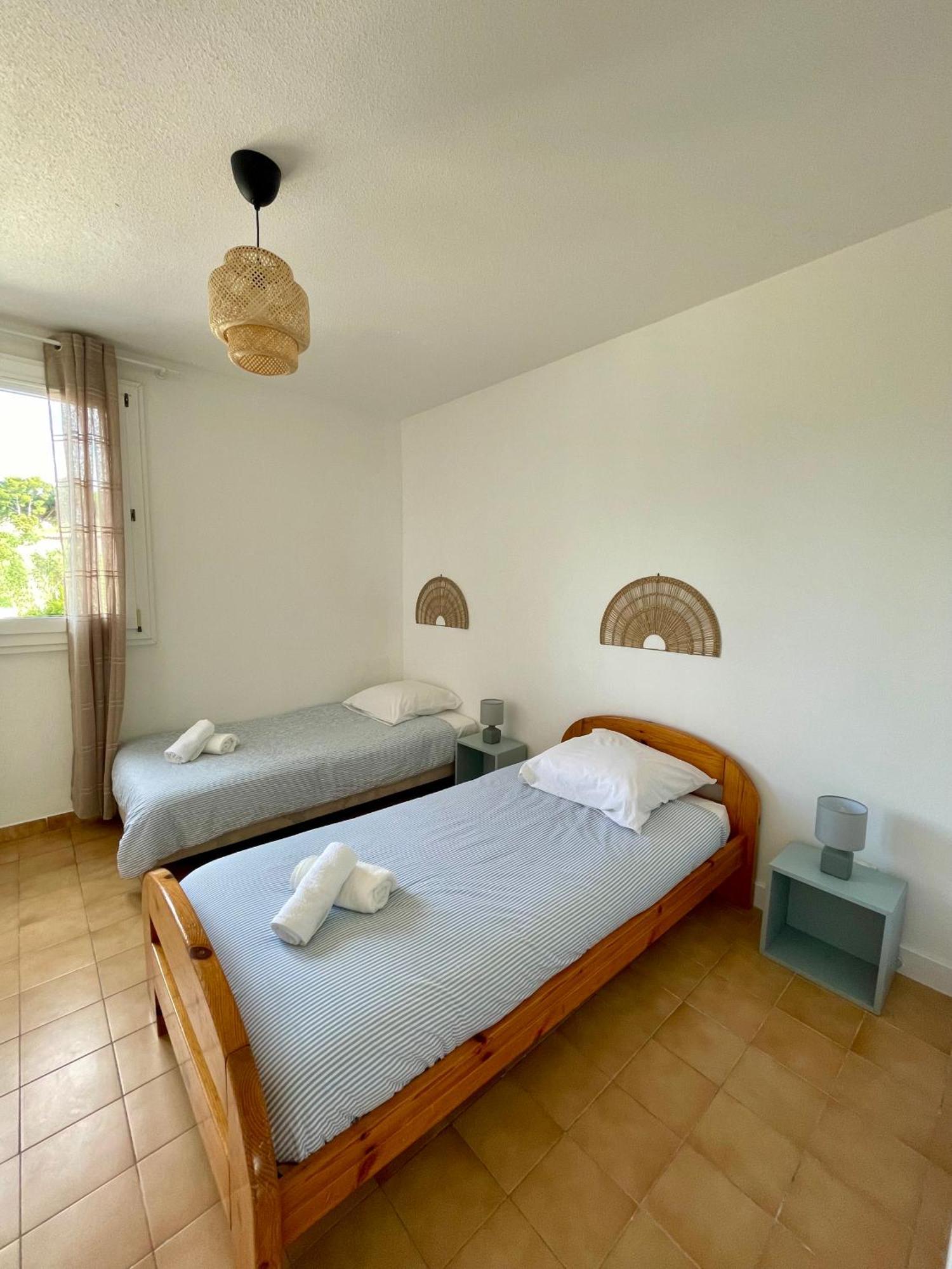 Superbe Duplex Refait A Neuf ! Apartment Hyeres Luaran gambar